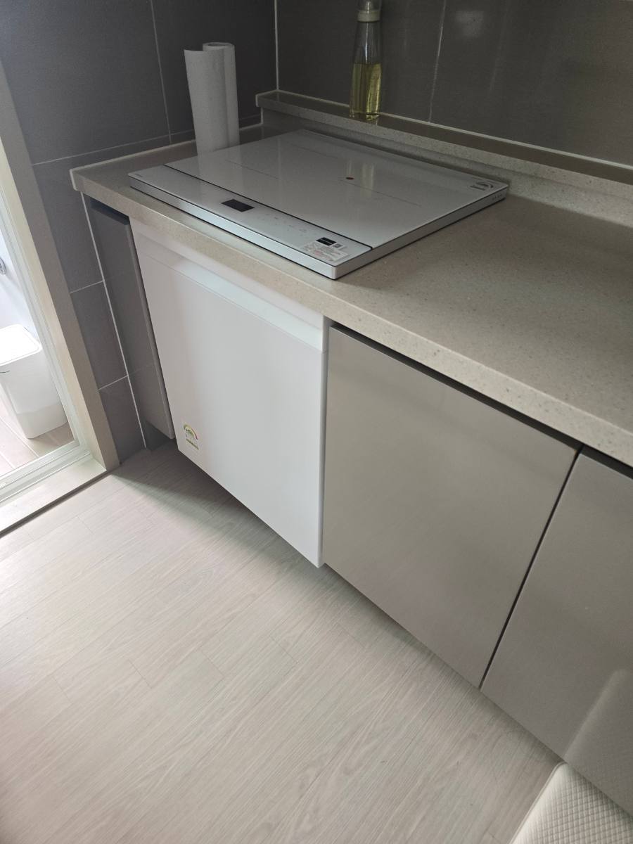 수원 호반베르디움 이사 전 식기세척기 철거 작업 전