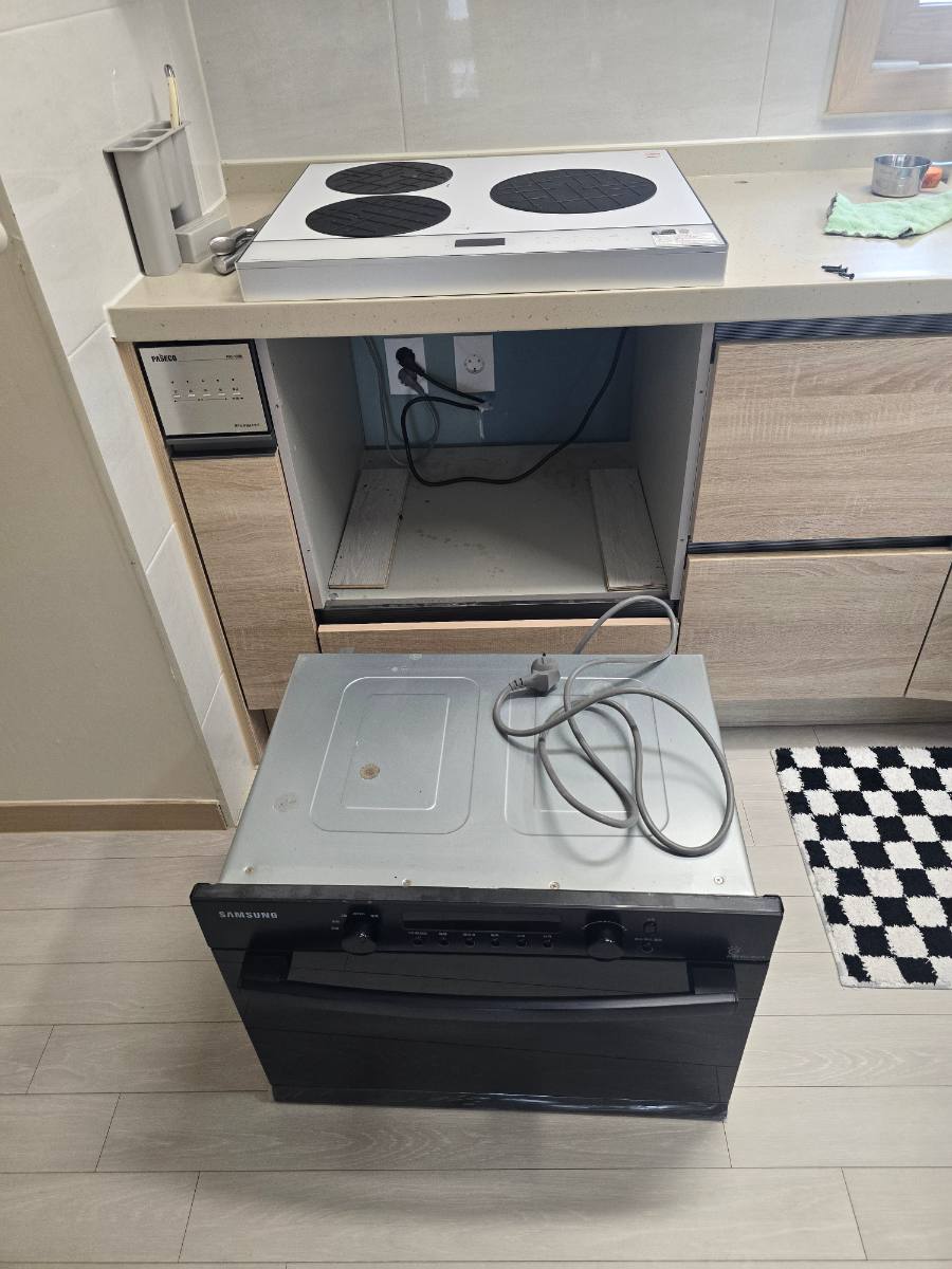분당 오븐 철거 후 식기세척기 설치 작업 과정 2