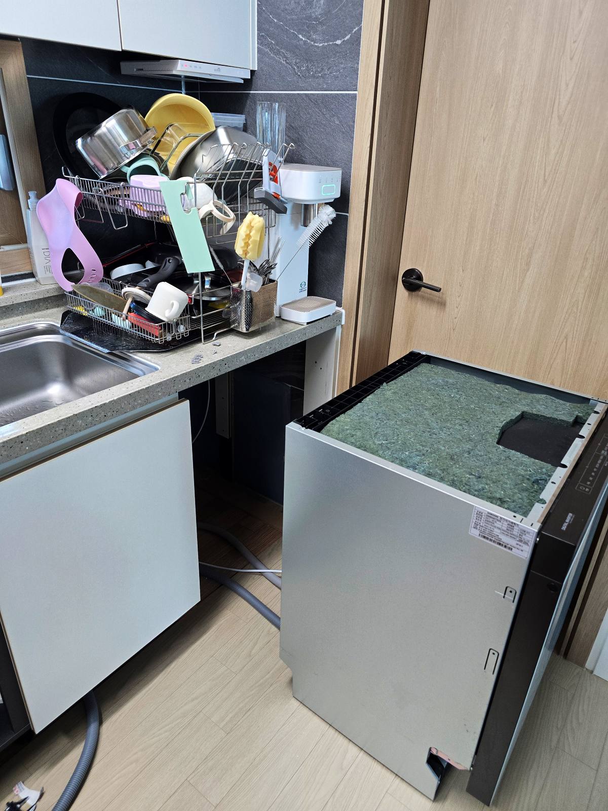 청주 식기세척기 철거｜빈자리 싱크대 하부장 복원 현장 사진
